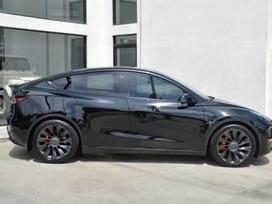 Tesla Model Y по частям. Tesla y performance 2022m juoda dalim dalys nuo test