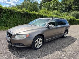 Volvo V70, 2.4 l., wagon