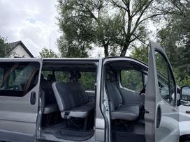 Opel Vivaro, keleivinis mikroautobusas