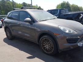 Porsche Cayenne, 3.0 l., off-road / crossover