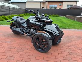 Can-Am Spyder 1330cc, triračiai
