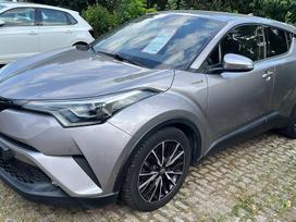 Toyota C-HR, 1.8 l., off-road / crossover