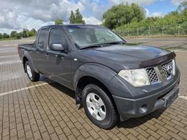 Nissan Navara, 2.5 l., Пикап
