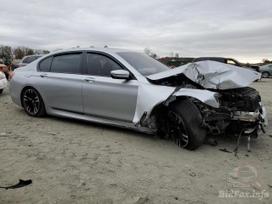 Bmw 750 Bmw g12 2016 metų usa modelis