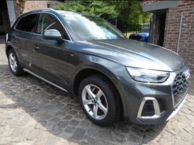 Audi Q5, 2.0 l., off-road / crossover
