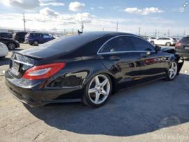 Mercedes-benz Cls550 dalimis. Masina jau