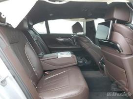 Bmw 750 Bmw g12 2016 metų usa modelis