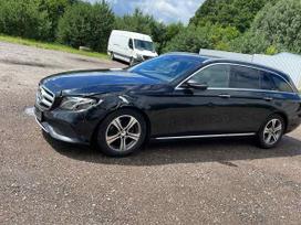 Mercedes-benz E220, 2.0 l., universalas