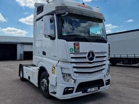 Mercedes-Benz Actros 1842, 2 miegamosios vietos