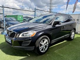 Volvo XC60, 2.4 l., off-road / crossover