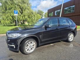 BMW X5, 3.0 l., off-road / crossover
