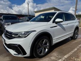 Volkswagen Tiguan Allspace, 2.0 l., Внедорожник / Кроссовер