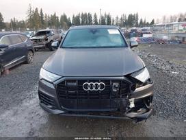 Audi Q7, 3.0 l., Внедорожник / Кроссовер
