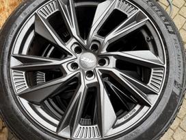 Audi Q5, lengvojo lydinio, R21
