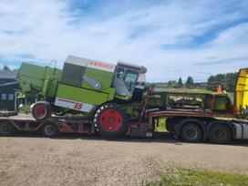 Claas Dominator 68, kombainai