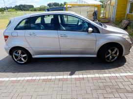 Mercedes-Benz B200, 2.0 l., Минивэн