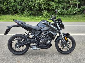 VOGE 125R 125cc, street / classic