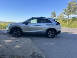 Mitsubishi Eclipse Cross, 2.4 l., off-road / crossover