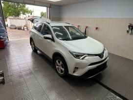 Toyota RAV4, 2.5 l., Внедорожник / Кроссовер