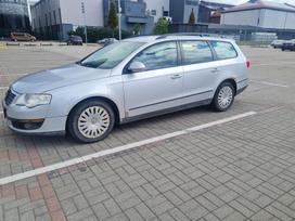 Volkswagen Passat, 2.0 l., universalas
