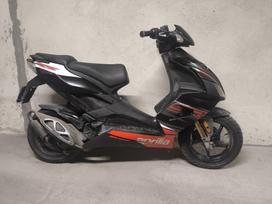 Aprilia SR, scooters / mopeds