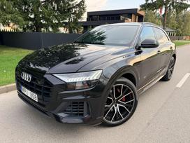 Audi Q8, 3.0 l., off-road / crossover