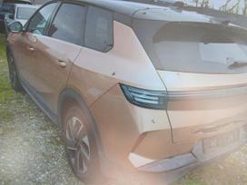 Opel Grandland, 1.2 l., Внедорожник / Кроссовер