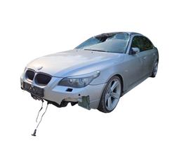 Bmw 5 serija dalimis. Dalių siuntimais visais