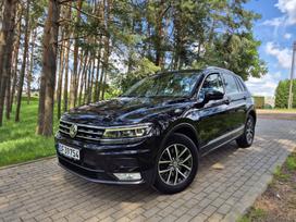 Volkswagen Tiguan, 2.0 l., off-road / crossover
