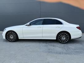 Mercedes-Benz E220, 2.2 l., Седан