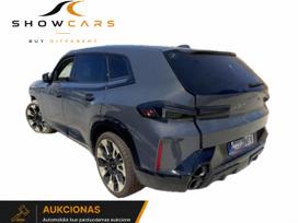 BMW XM, 3.0 l., visureigis / krosoveris