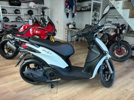 Piaggio Liberty 125cc, мотороллеры / мопеды