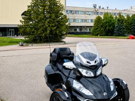 Can-Am Spyder 1330cc, трициклы