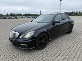 Mercedes-Benz E63 AMG, 6.2 l., Седан