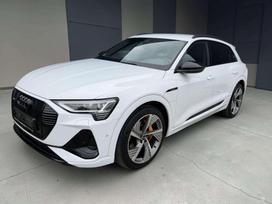 Audi e-tron, 95 kWh, off-road / crossover