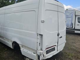 Mercedes-Benz Sprinter, krovininiai mikroautobusai