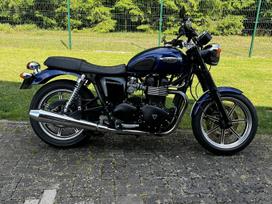Triumph Bonneville 900cc, street / классические