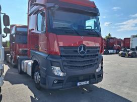 Mercedes-Benz Actros 1845, 2 спальных места