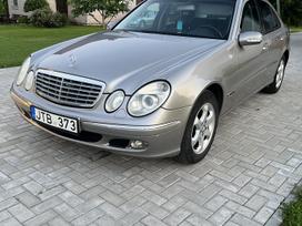 Mercedes-Benz E270, 2.7 l., Седан