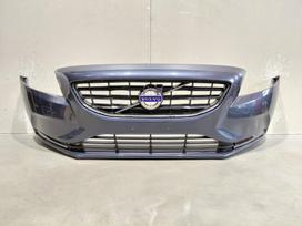 Volvo V40 bamperiai