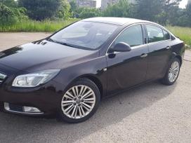Opel Insignia, 2.0 l., saloon / sedan