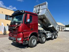 Mercedes-Benz AROCS 3258, pašizgāzēji