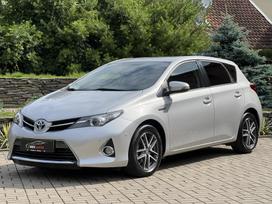 Toyota Auris, 1.8 l., hečbekas