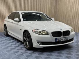 BMW 530, 3.0 l., saloon / sedan