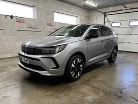 Opel Grandland X, 1.2 l., off-road / crossover