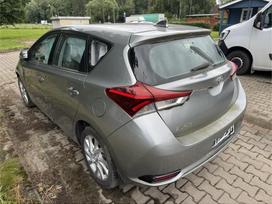 Toyota Auris rezerves daļās. 18000km probeg