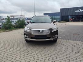 Toyota RAV4, 2.2 l., off-road / crossover