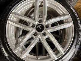 TESLA Model 3 žieminis komplektas, light alloy, R18