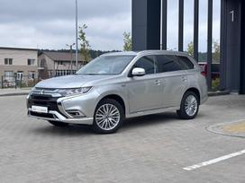 Mitsubishi Outlander, 2.4 l., Внедорожник / Кроссовер