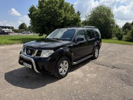 Nissan Pathfinder, 2.5 l., visureigis / krosoveris